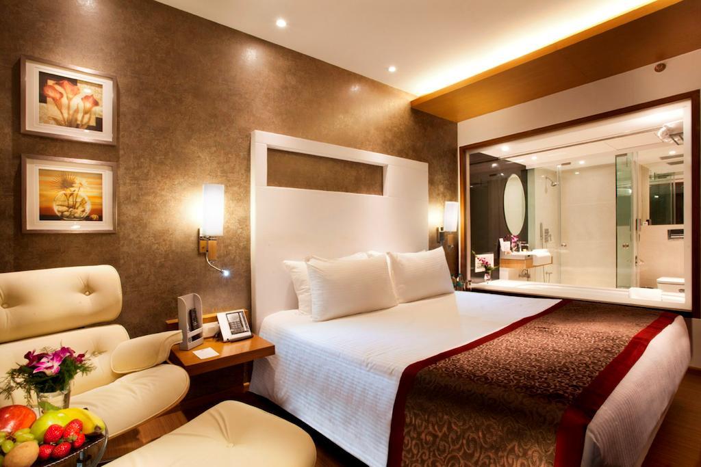 Country & By Radisson 4*