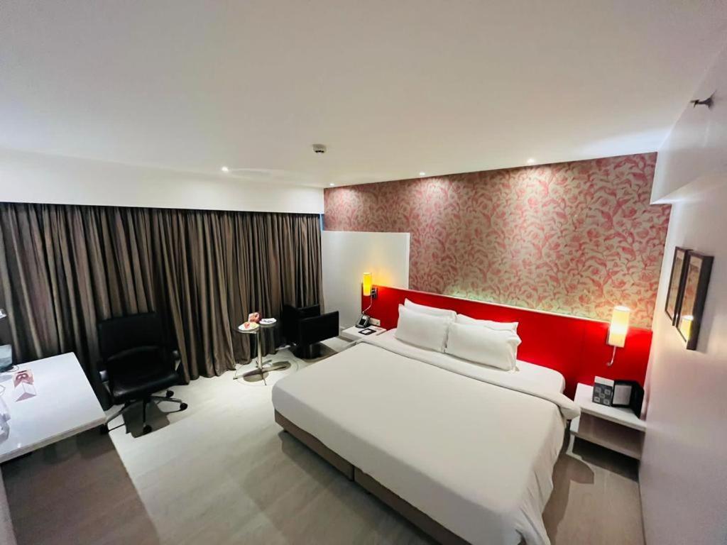 Country & By Radisson 4*