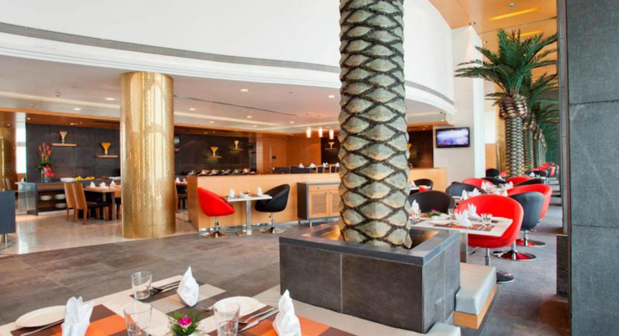 Hotel Country & By Radisson Navi Mumbai