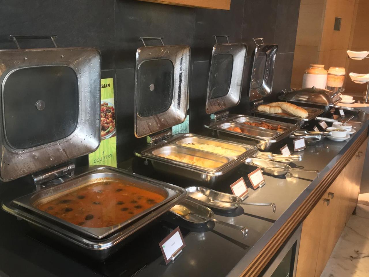 Country & By Radisson Hotel 4*